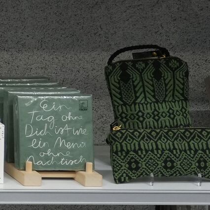 Dekoartikel und nützliche Dinge wie Servietten aus der Papterie und Spielwaren Schmid in Landquart (Graubünden)